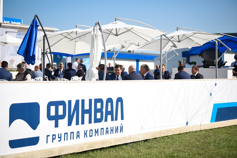 В дни авиасалона МАКС специалисты ГК ФИНВАЛ провели свыше 300 переговоров, консультаций и инжиниринговых презентаций для заказчиков и партнеров